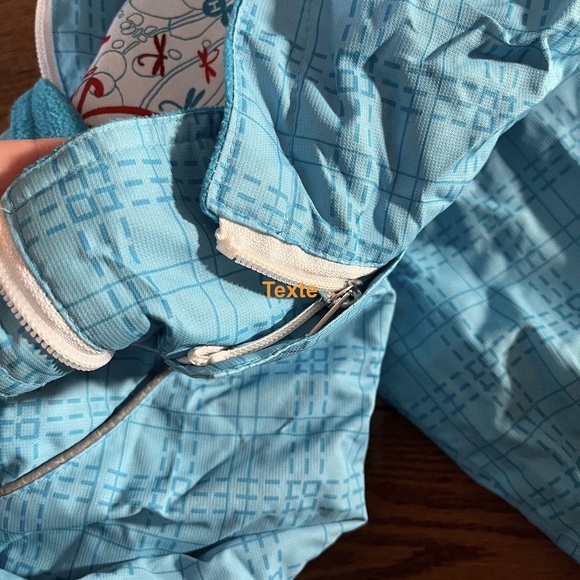 3/$30 - Fleece lined jacket size 5 - Picture 4 of 8